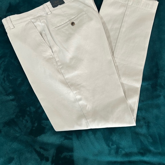 Brooks Brothers トンプソン THOMPSON タックチノ W32 Brooks Brothersの名品『THOMPSON』をNEATが復刻